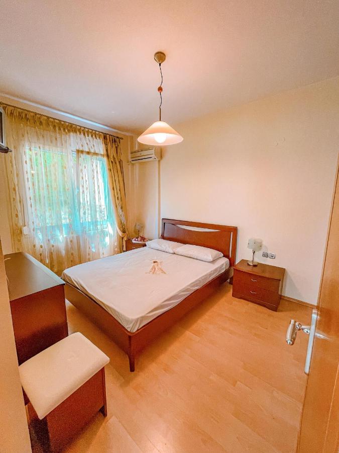 Dream Villa PalaiónTsiflíkion Buitenkant foto
