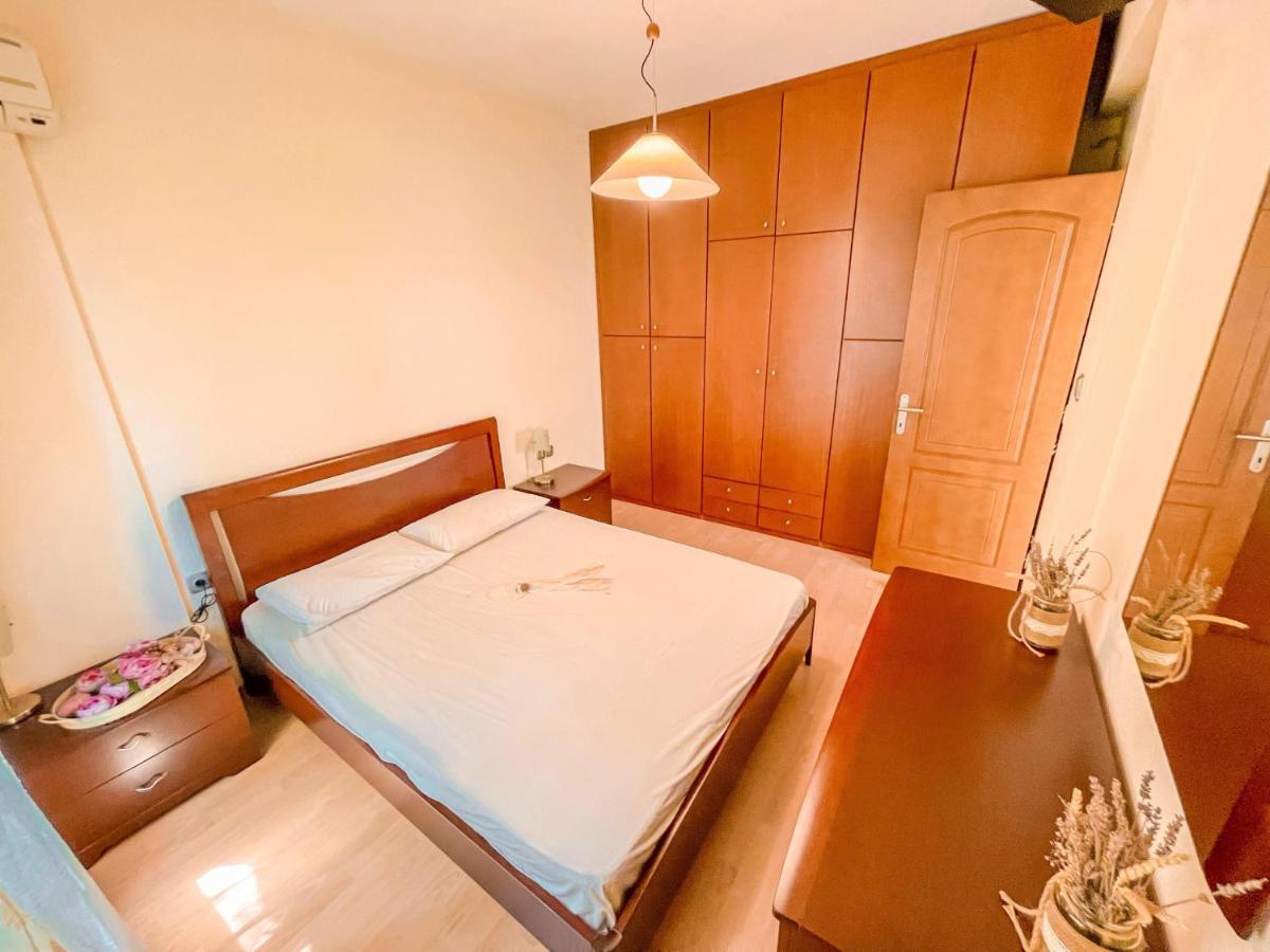 Dream Villa PalaiónTsiflíkion Buitenkant foto
